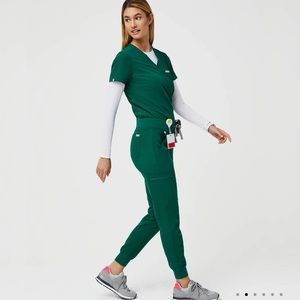 Figs Hunter Green Joggers - L